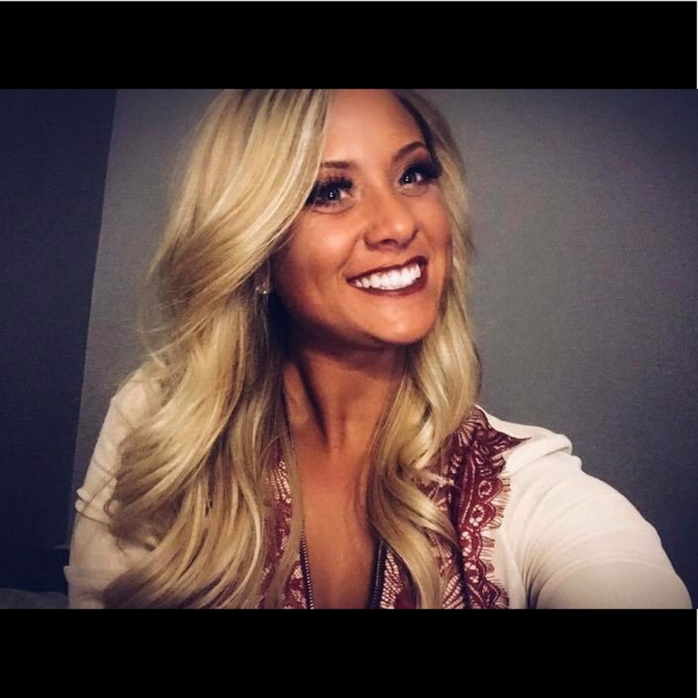 Meet your Posher, Kenzie